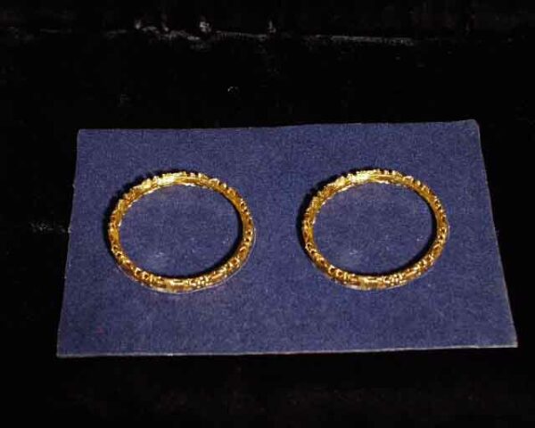 Vanishing Coin Rings