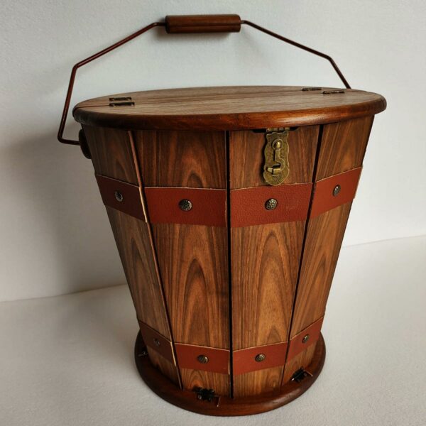 Duck Bucket by Tora Magic